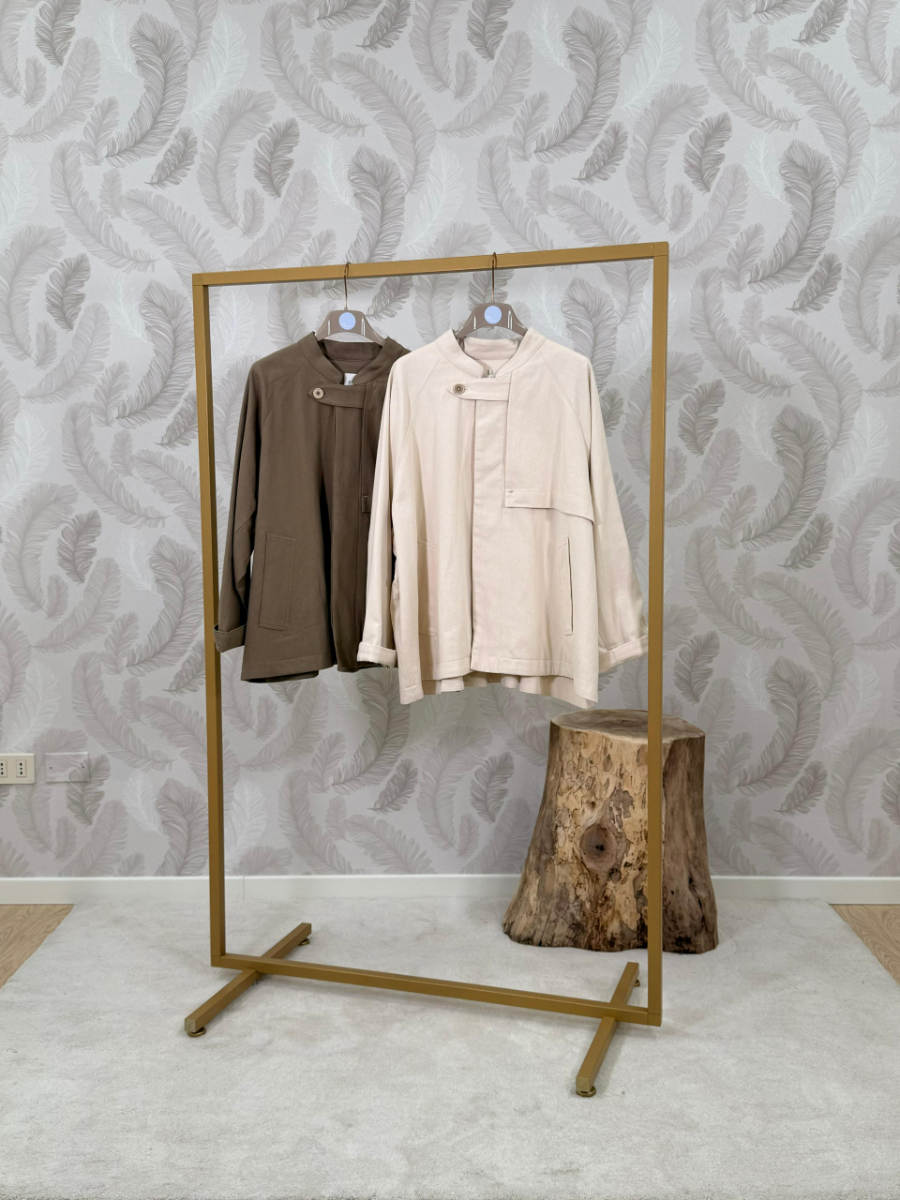 Giacca over con chiusura asimmetrica